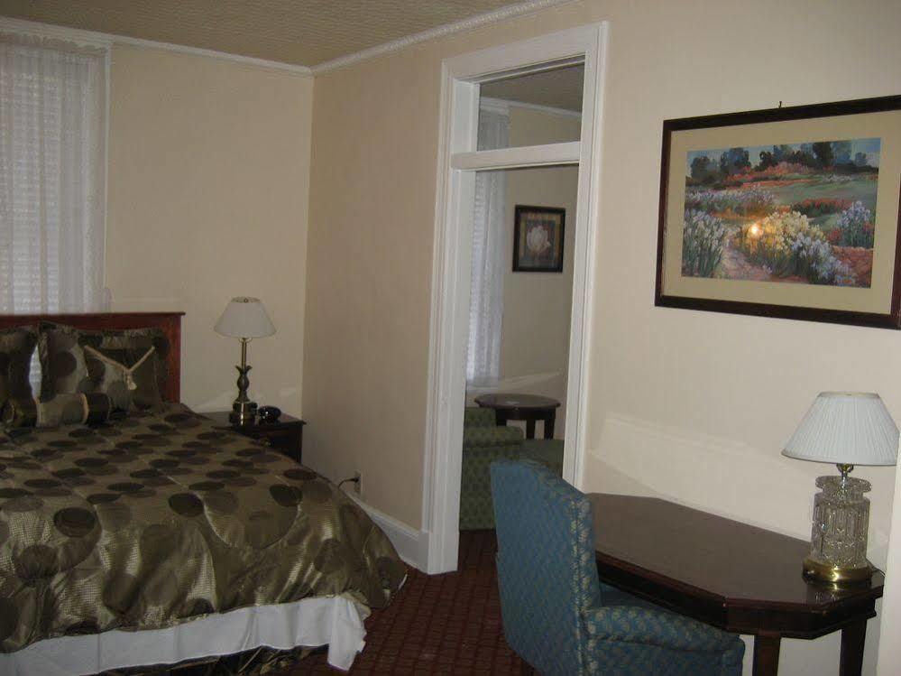 Kalorama Bed & Breakfast 3*
